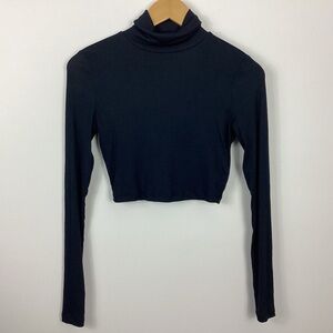 Aritzia Sunday Best Freshman Cropped Turtleneck Size Small